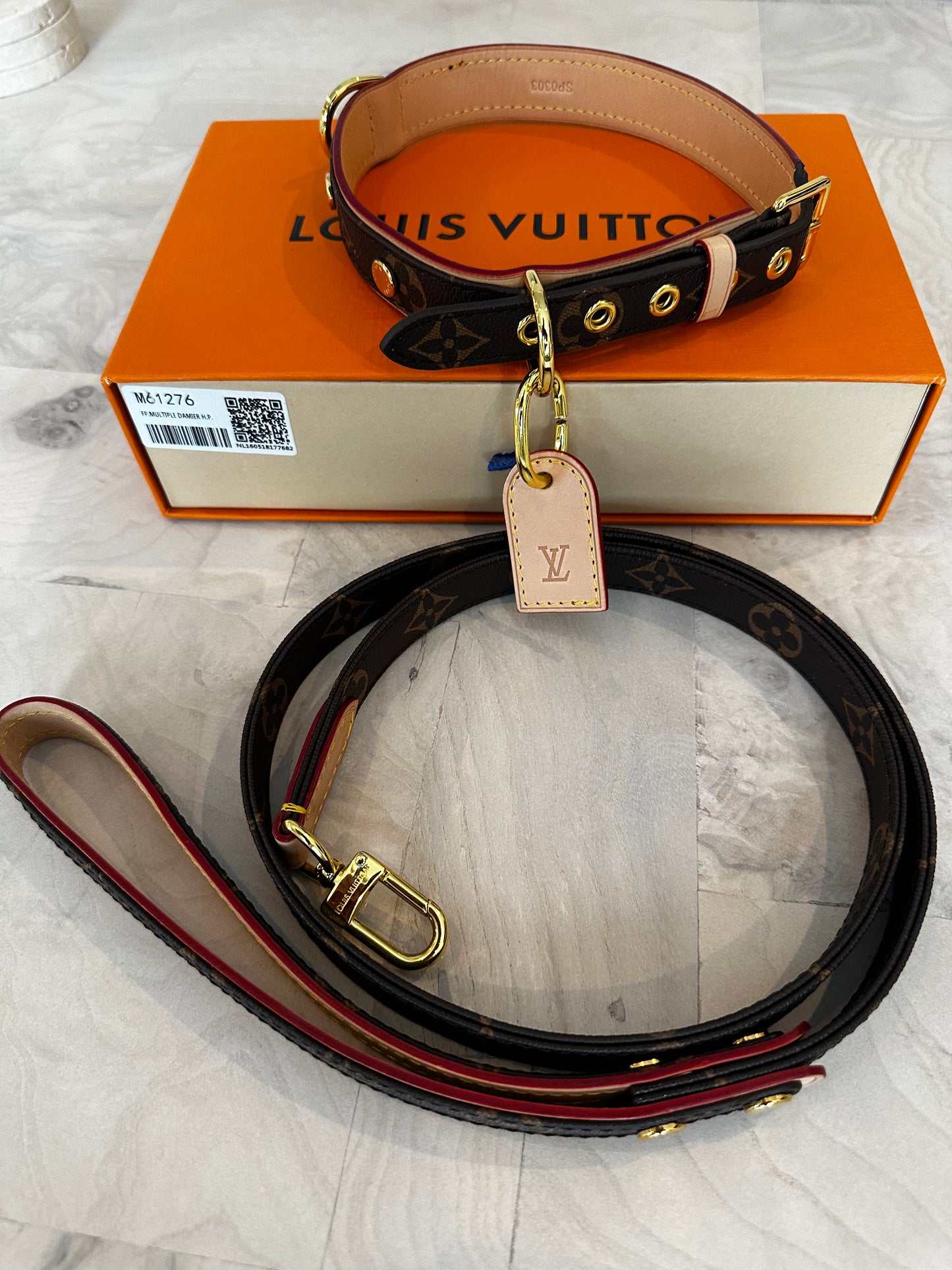 LOUIS PAWTON Collar & Leash Set